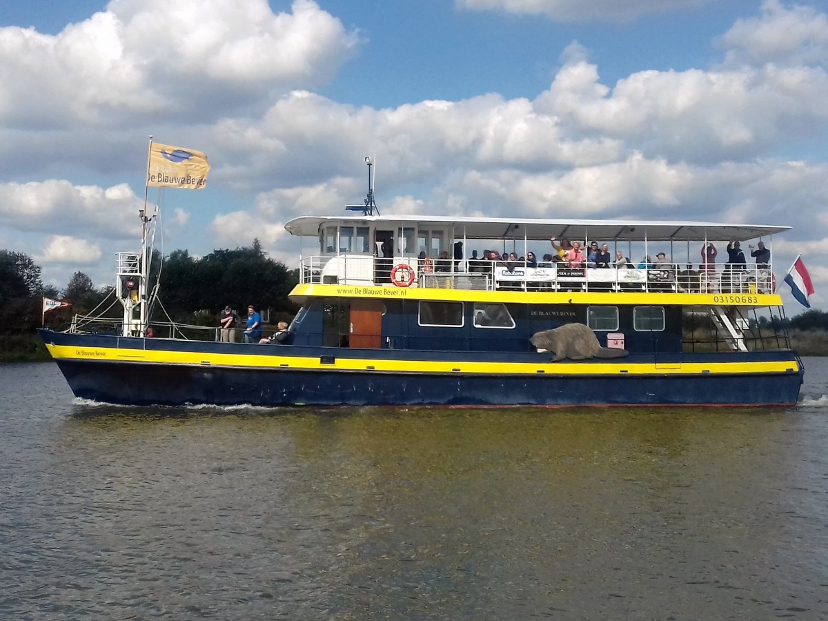 Safarischip De Blauwe Bever Rivieroevertochten