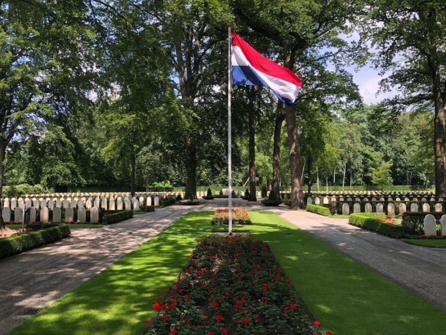 Militair Ereveld Grebbeberg Rhenen